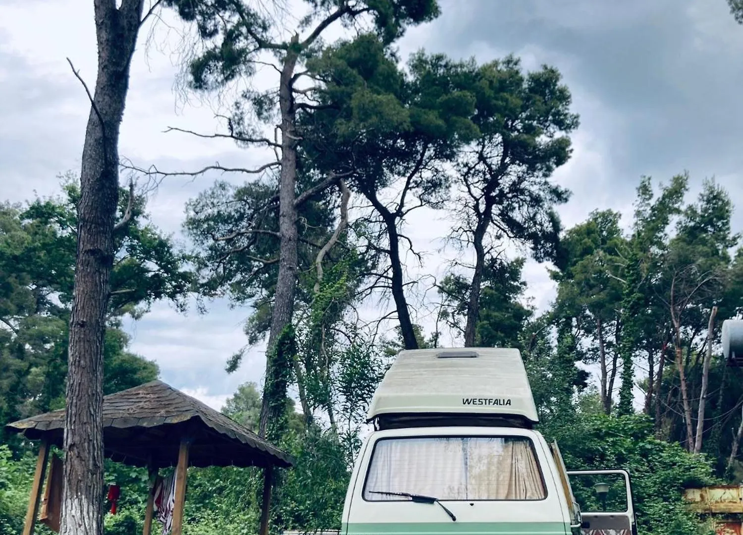 Rent Van Oliver Tirana 0*,